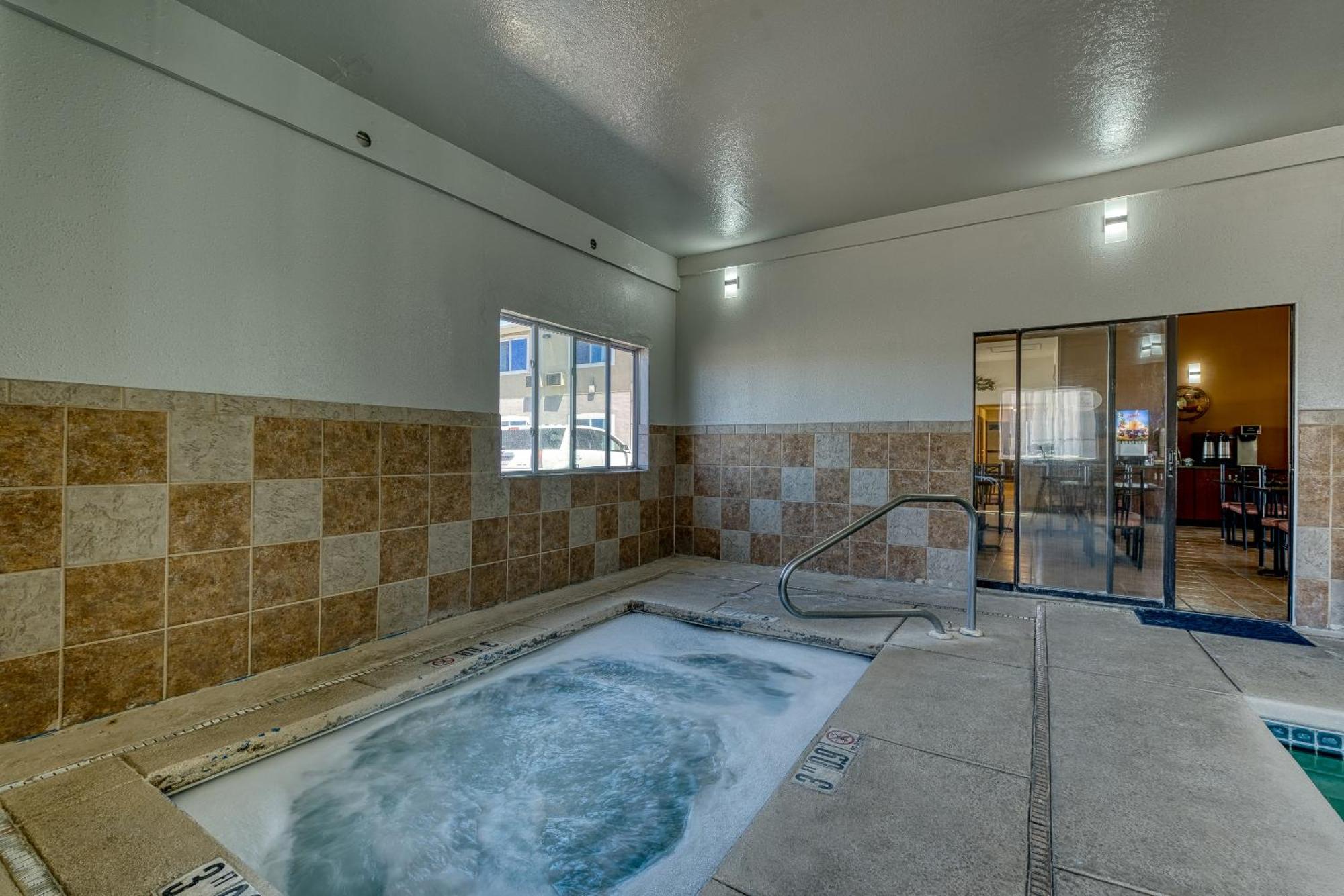 Motel Super 8 By Wyndham Alamosa Exterior foto